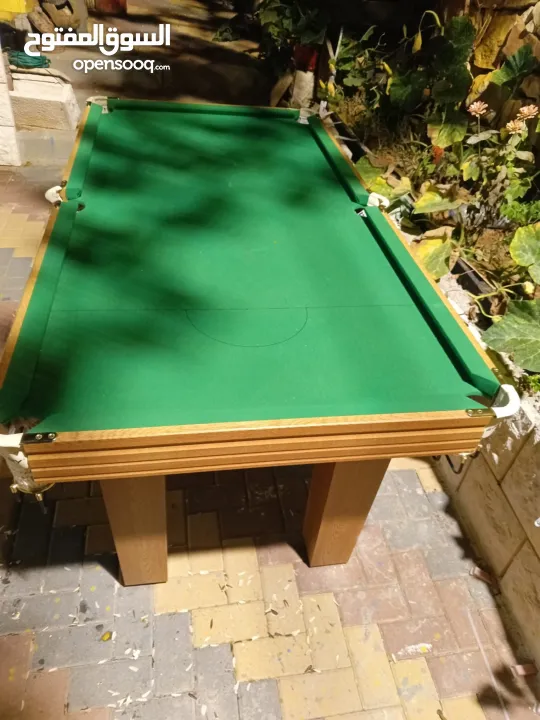 طاولة سنوكر