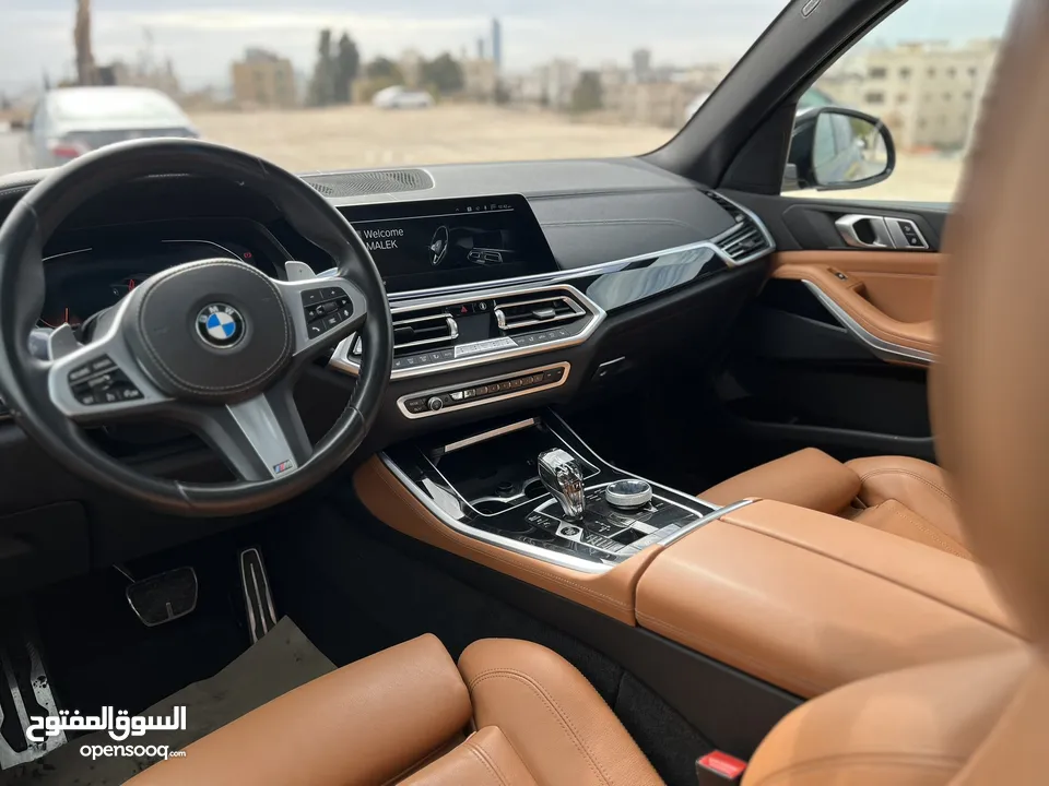 بي ام دبليو X5 لون اسود موديل 2022 Mكيت فل كامل فحص كامل وارد وكاله عمان