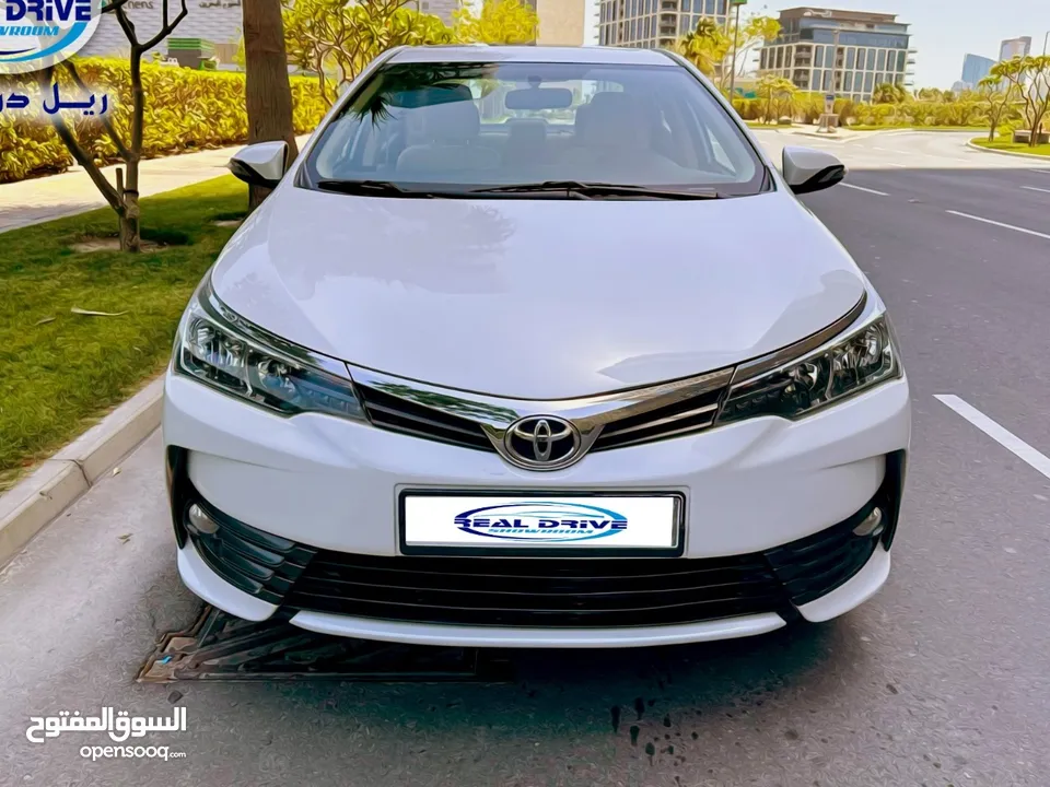 TOYOTA COROLLA XLI  Year-2019  Engine-2.0L  Odo meter-64,000km  Colour-White