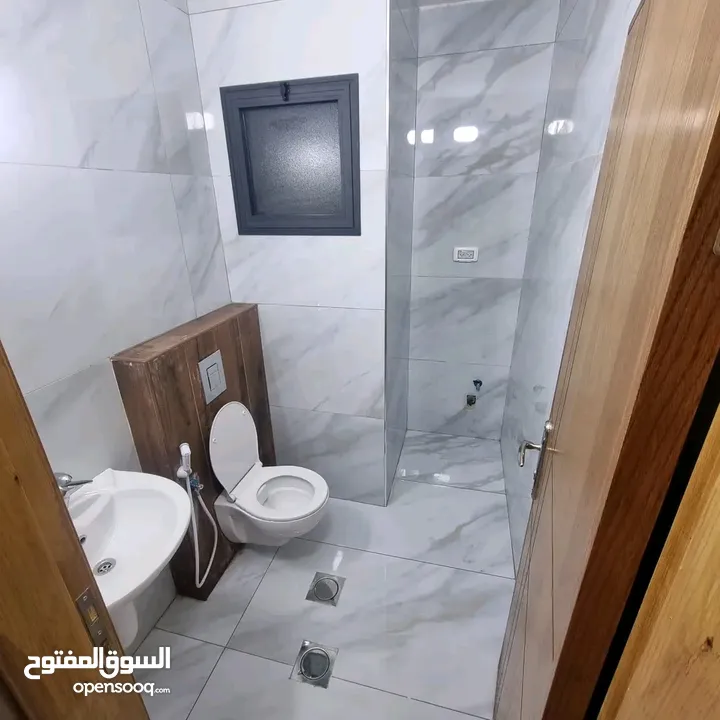 جيب عفشك واسكن شقة جاهزة للسكن