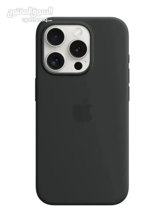 iPhone 15 Pro, Black Silicone Case with MagSafe, Black. باك كڤر ايفون 15 بروماكس، ماج سيف لون أسود.