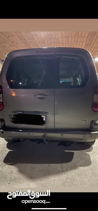 ستاروين بيرلينجو / 2018 ترخيص 2017 للبيع