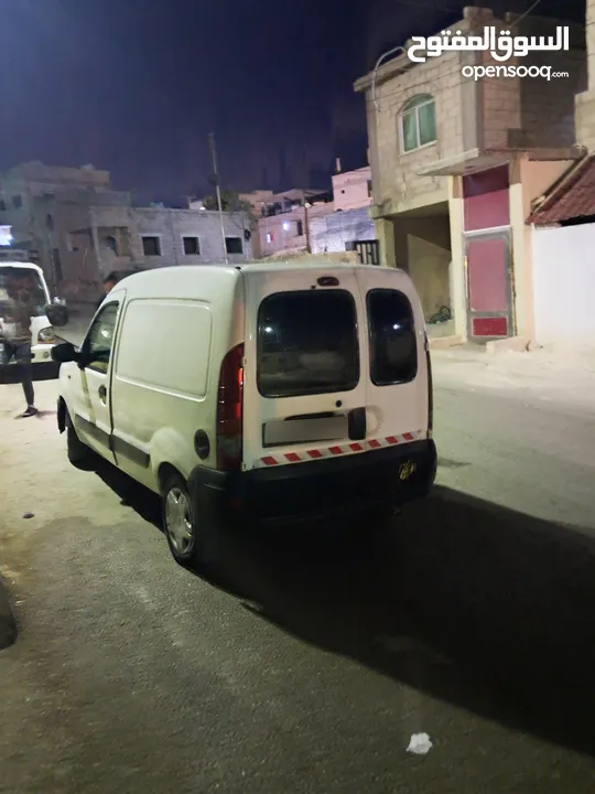 رينو فان بنزين 2005
