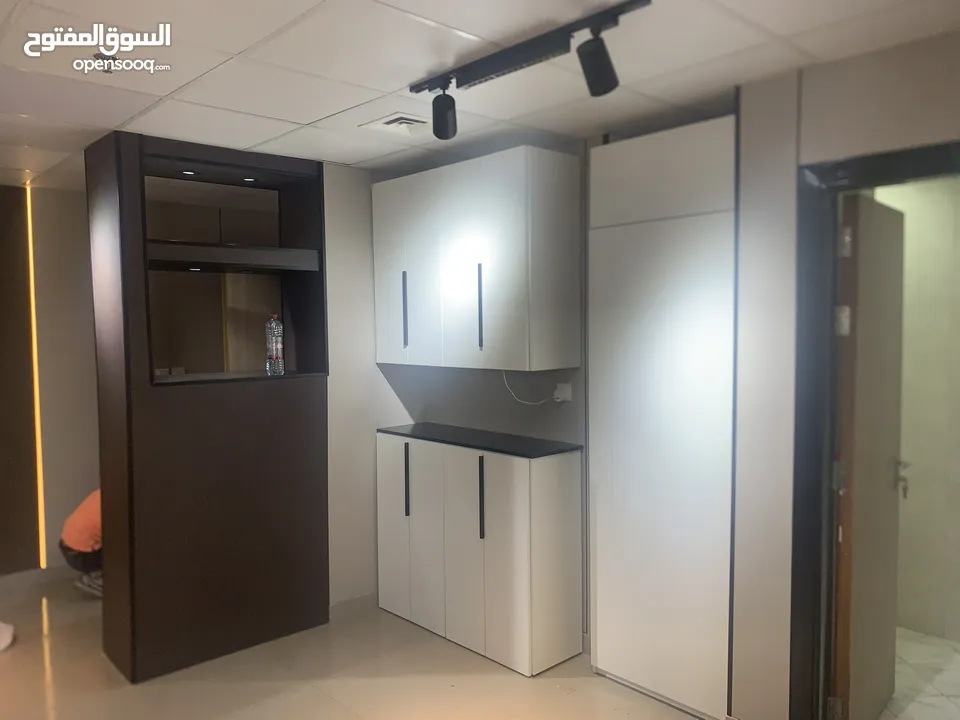 شركه ترياق لخدمات الفنيه تشطيبات صيانه عامهً تجليد جدران صبغ كهربا سباكه سرميك جبس مبورد نجاره