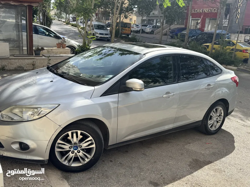 فورد فوكس 2015 فل إضافات للبيع 1600 بنزين