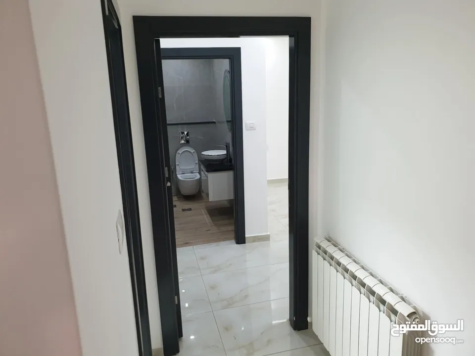 شقة فاخرة للبيع في الطيرة – 185م – تشطيب جديد