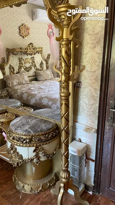 غرفة نوم مصري بيع مستعجل السعر فيه مجال