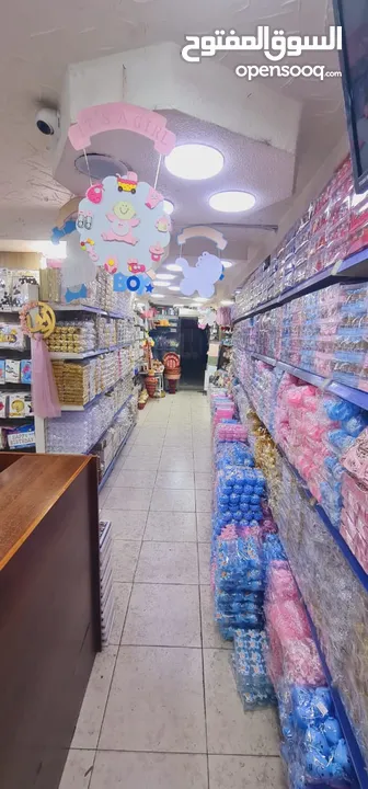 فرصة رائعة جدا  محل البيع جيد جداً محل تجهيز مناسبات وا الهدايا