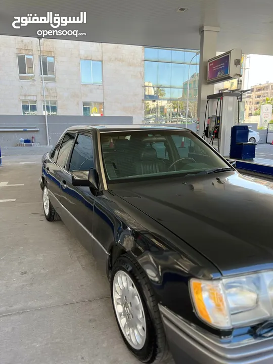 مرسيدس 300SEL