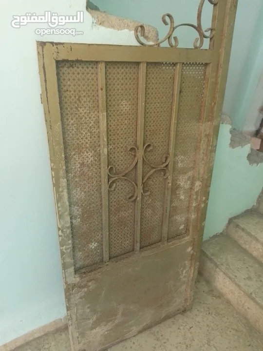 باب خارجي حديد للبيع بحاله ممتازه