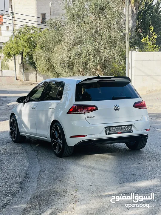 جولف 2019 بالرخصه اوتوماتيك 1500 تيربو اصل برايفت عداد 40 الف فقط فخص نخب نخب فل بدون فتحه ار لاين