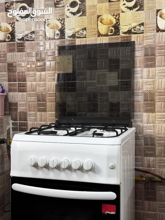 Cooking range 4 burner ikon in excellent condition (250813529