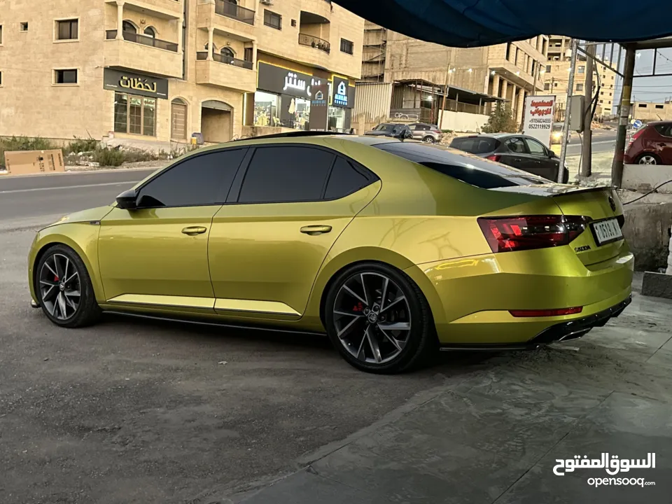 سوبيرب سبورت لاين