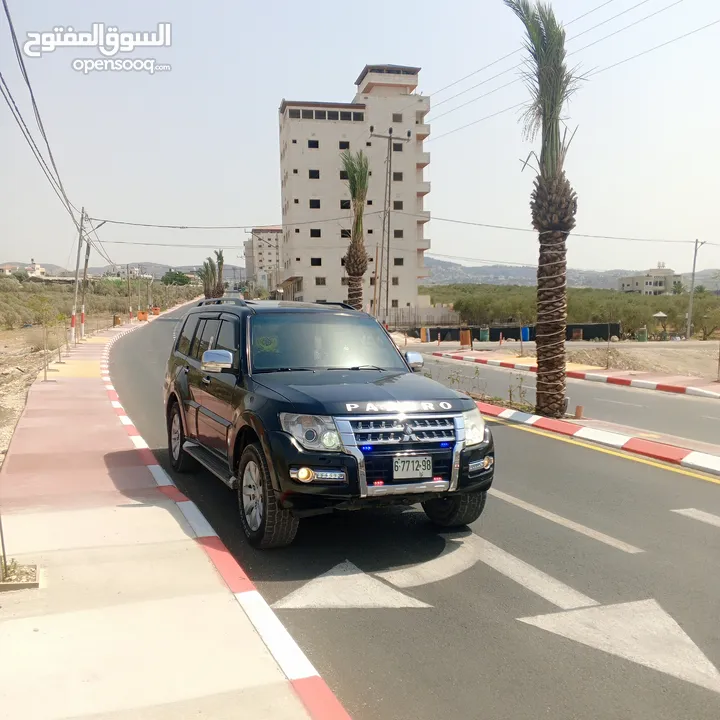 متسوبيشي باجيرو