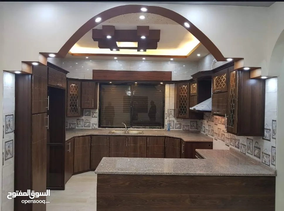 جميع أعمال الألمنيوم والحداده والسيكوريت
