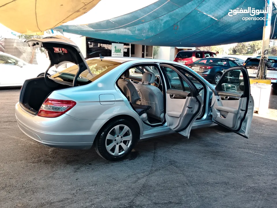 مرسيدس c180  2009 بحالة ممتازه للبيع -For Sale Mercedes C180 – 2009 – Excellent Condition