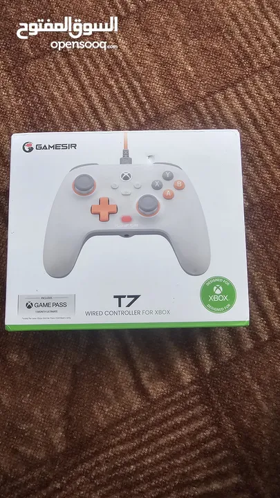 يد xbox series  Gamesir T7 سلكيه  مرخصه من XBOX مضادة للانجراف  وتحوي اشتراك GAMEPAS شهر