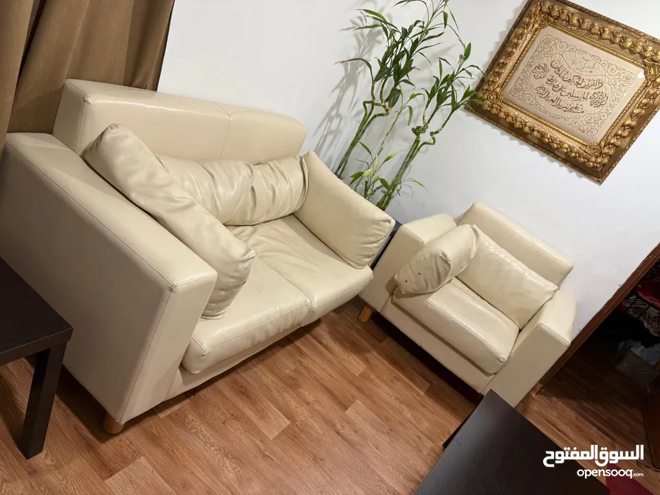 SOFA SET+ COFFEE TABLE FOR SALE