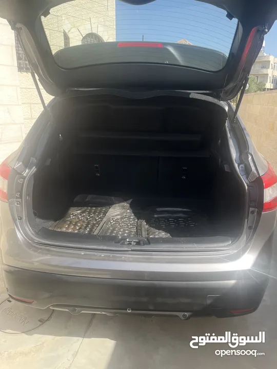 نيسان قشقاي