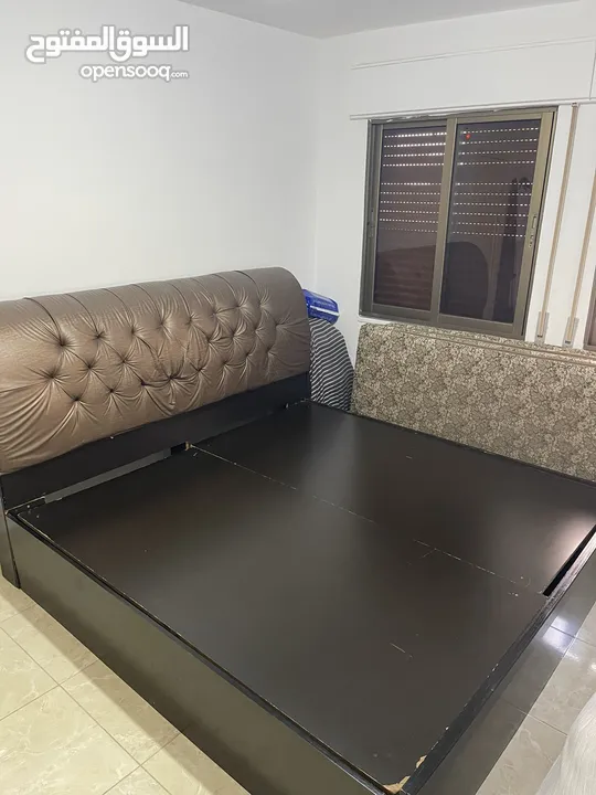 تخت سعودي للبيع