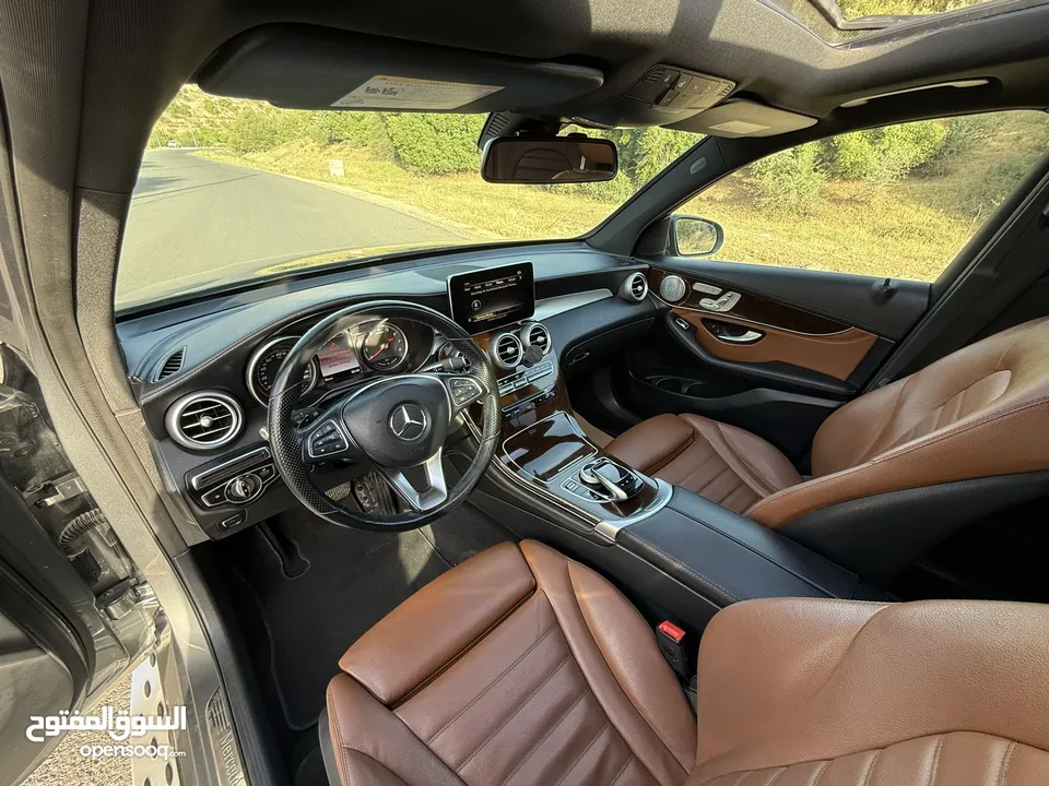 Mercedes Benz GLC 350e 2019 Hybrid PlugIn   بسعر مغري جدا فحص كامل فل كامل اعلى صنف