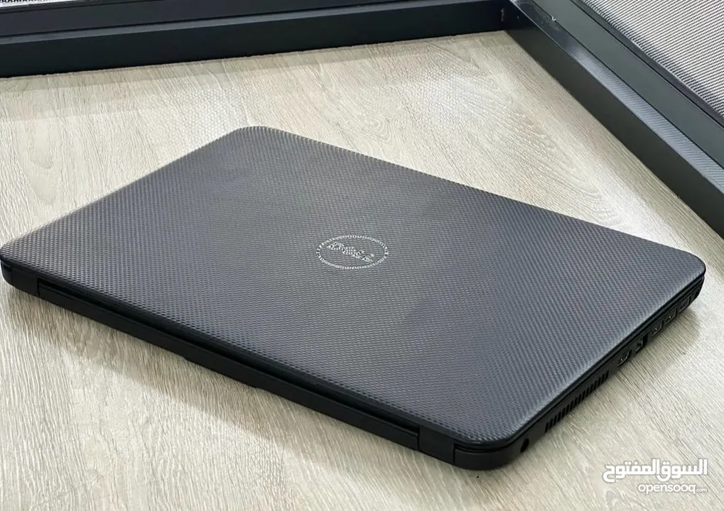 Laptop dell latitude بسعر حرق