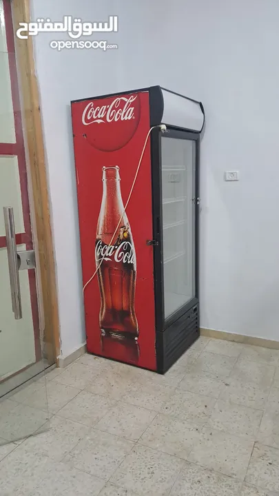 ثلاجات كوكا كولا للمحلات التجارية أو المطاعم بحالة جيدة
