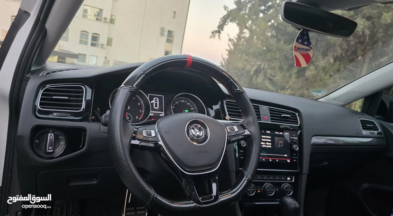 Golf R Line (MK 7.5) موديل 2019 محرك 1500 CC