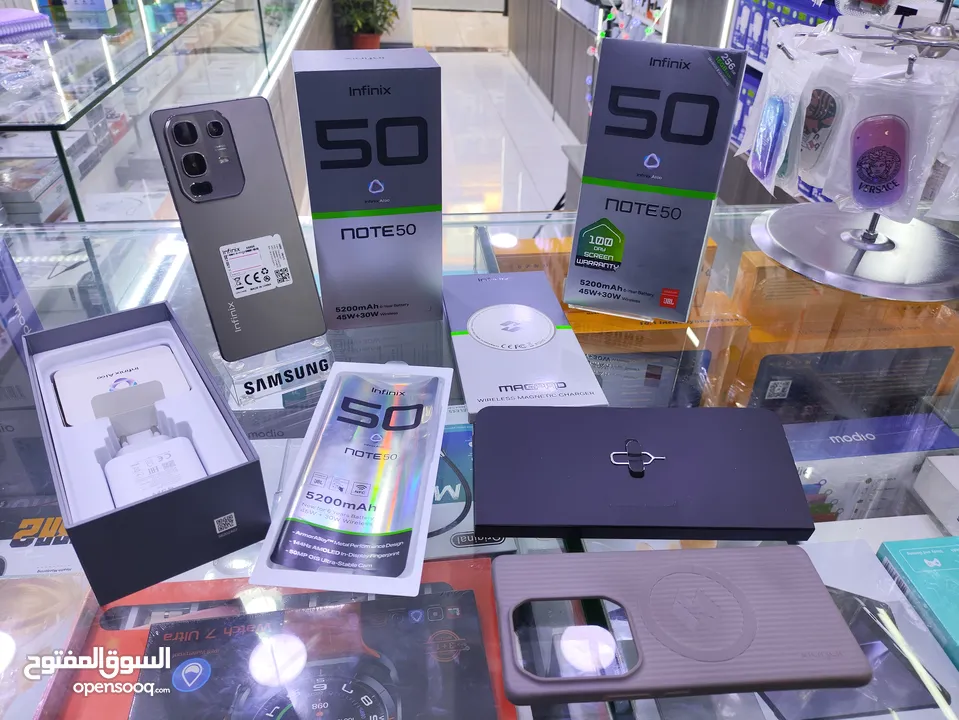 مستعمل يومين NOTE 50 جيجا 256 رام 16 معها كامل اغراضها الاصلية تيتانيوم لون متوفر توصيل