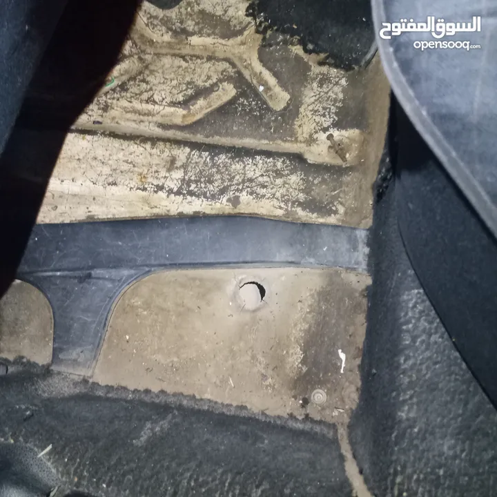 مرسيدسe200 للبيع (رقم الهاتف داخل الاعلان)