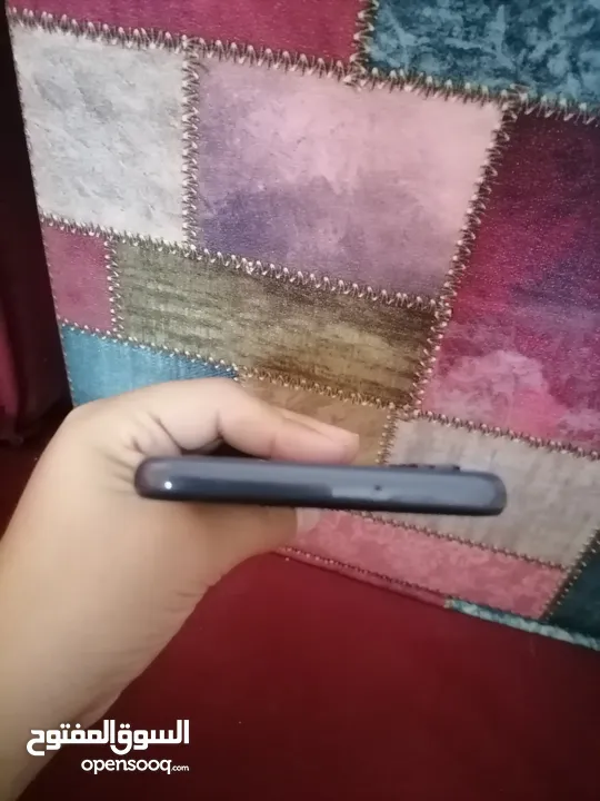 سامسونج جالكسي a13 صرله عندي3شهور بس ومعه أغراض