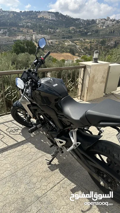 دراجة هوندا cb300 للبيع