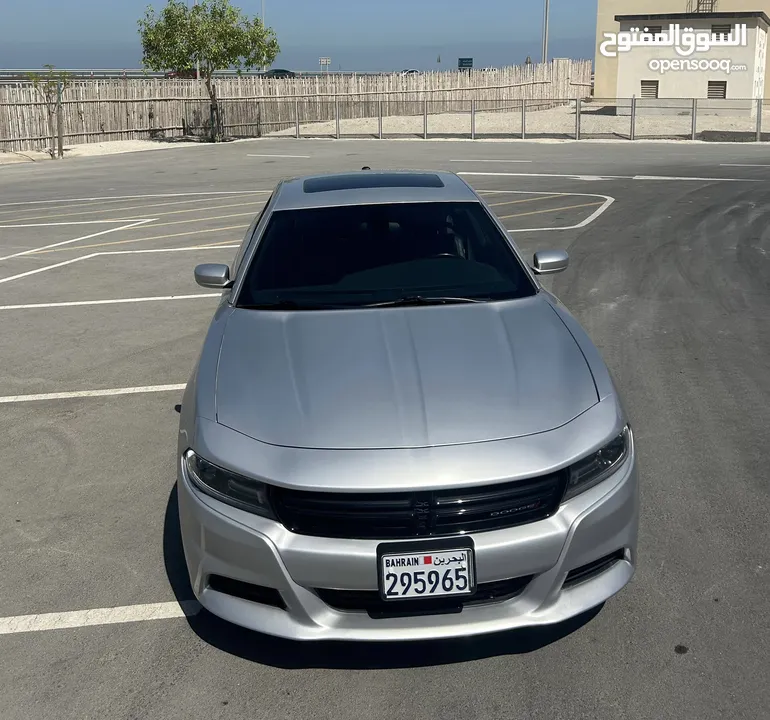 Dodge Charger 2021 V6 Full Option with Sunroof