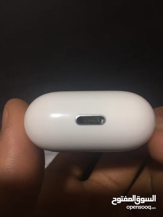 AirPods 2 (مستعمل (اقرأ الوصف جيداً