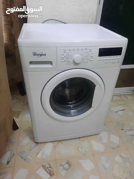 غسالة Whirlpool 7 كيلو 1000دورة+A بحالة الوكالة شبه جديدة للبيع