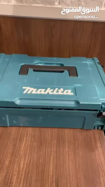 Makita 4 in one Offer