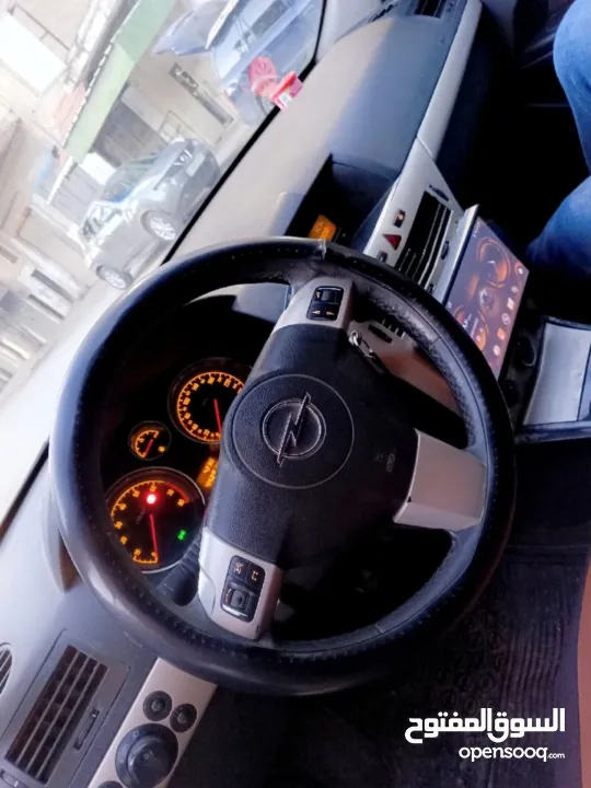 بدي سيارة لحد 2000 دنار