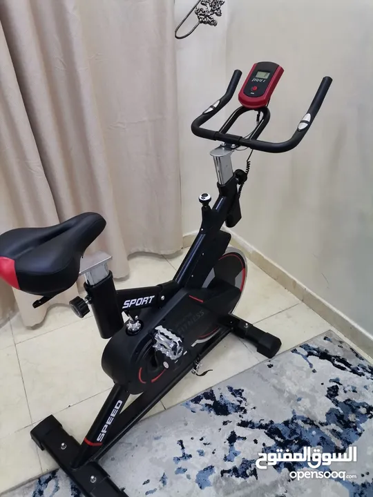 جهاز بسكليت مع شاشة عرض الكترونية للبيع في العقبة ............