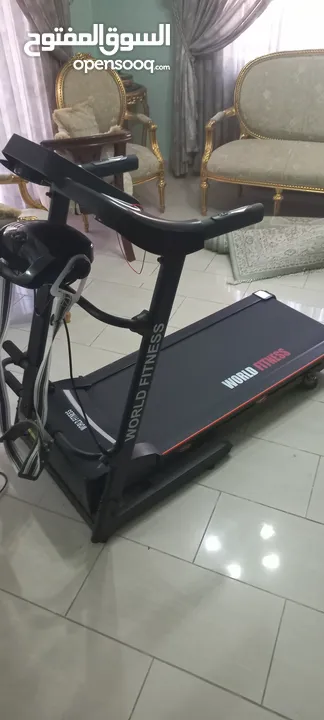 جهاز مشي كهربائي مع رجاج بقشاط امامي Treadmill نوع World Fitness