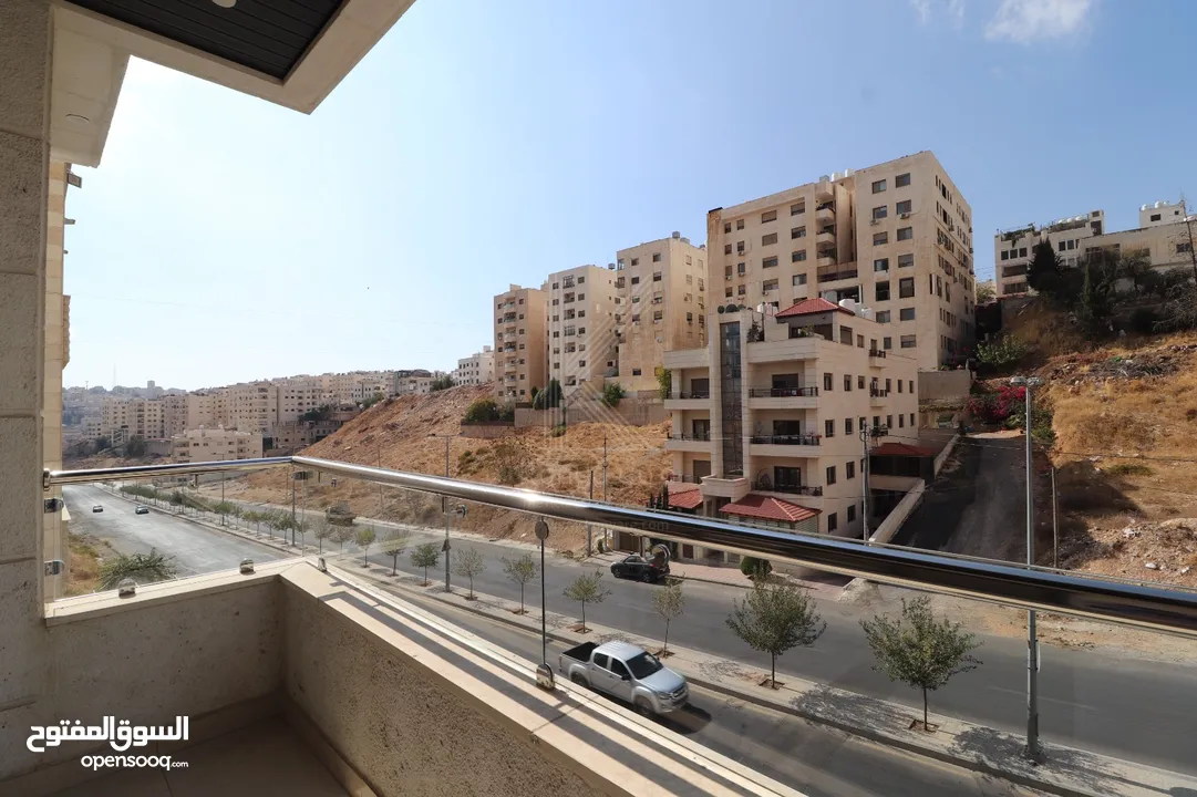 شقق فاخرة للبيع في الكرسي