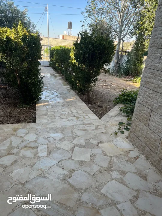 فيلا للبيع سيريس - جنين
