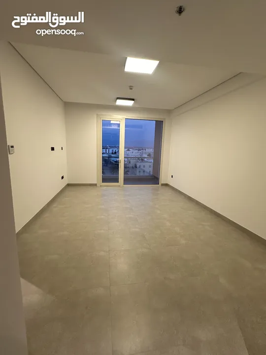 1BR clean and new apartment in muscat hills for rent