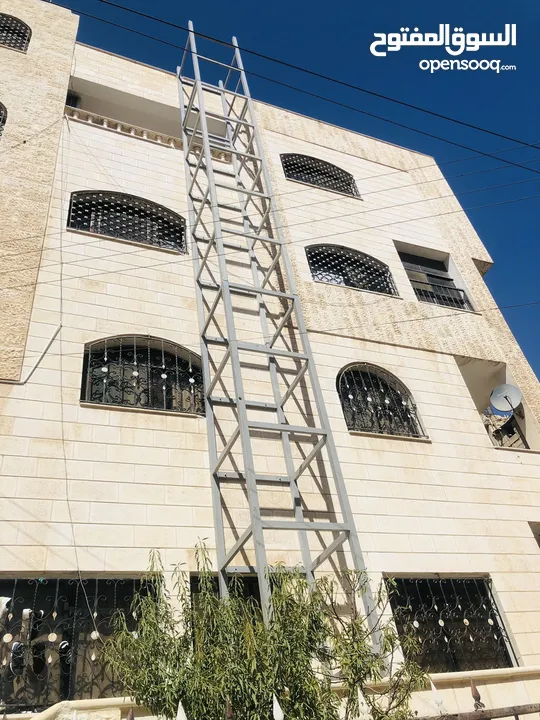 مصعد خارجي كامل مواصفات جيدة جدا مع سيفتي كامل