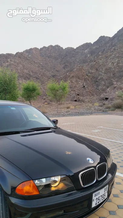 BMW 323i model 2000 for sale للبيع ب 25 ألف درهم