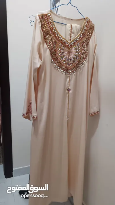 ملابس للعيد والمناسبات بسعر مناسب