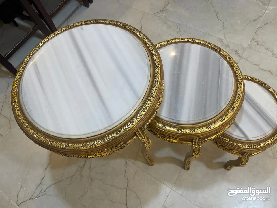 طاولات مصري فاخرة بحالة ممتازة – 3 قطع