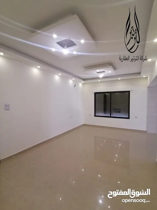 شقة فاخرة للبيع طابق ارضي مساحه 127م2 – في اجمل مناطق  ضاحية الأمير علي