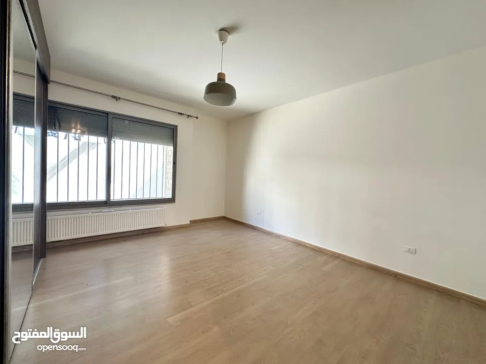 شقة شبه مفروش للايجار في الرابع ( Property 41696 ) سنوي فقط