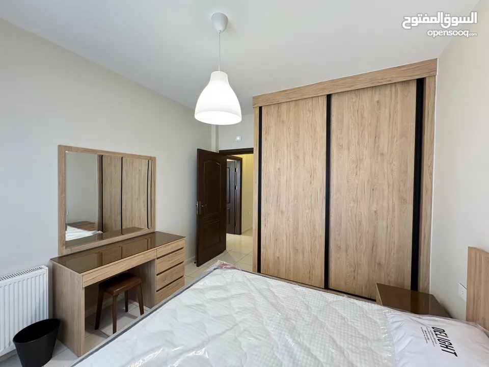 شقة 3 غرف نوم باطلالة رائعة في عبدون  ( Property 43136 )-175084200