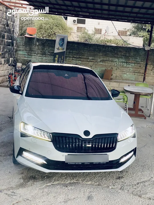 SKODA SUPER B SPORT LINE FACE LIFT